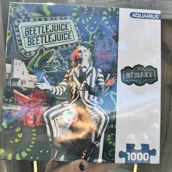 Beetlejuice puzzle new in package - Picture 1 of 2